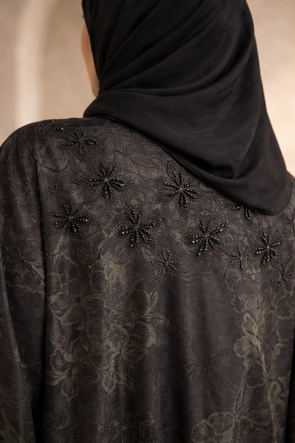 Noir Bloom - Abaya