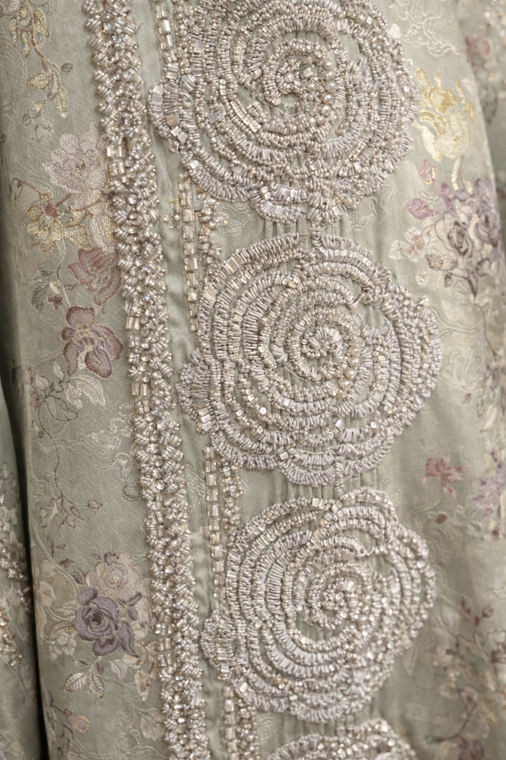 Olive Rose  - Abaya