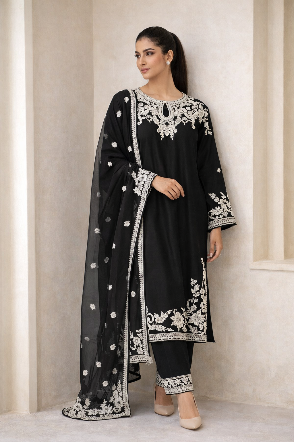 Aqsa Black – 3 Piece Linen Suit